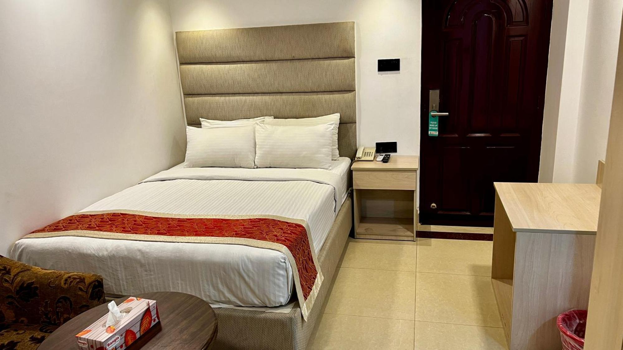 Marino Hotel - Best Near Airport Dháka Exteriér fotografie