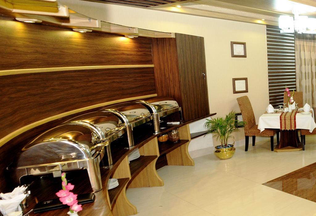 Marino Hotel - Best Near Airport Dháka Exteriér fotografie